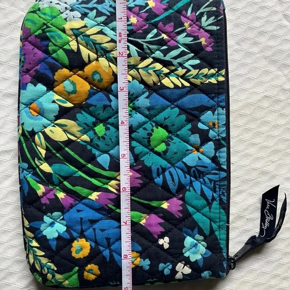 Vera Bradley Multicolor Floral Quilted Wristlet - Picture 4 of 5